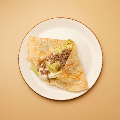 Блин с говяжьем фаршем в Атлас еды по цене 350 ₽