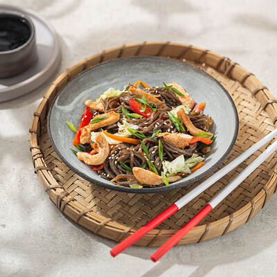 Соба с курицей терияки в ПАЛКИ-СКАЛКИ по цене 440 ₽