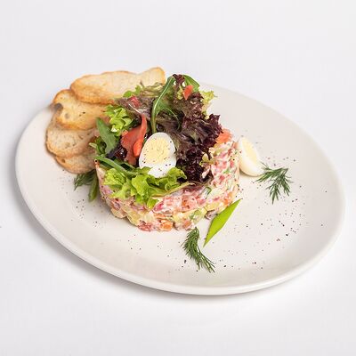 Оливье с форелью Гравлакс в Kitchen по цене 520