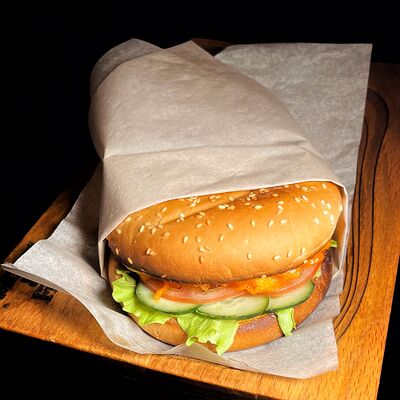 Бургер с креветками в Огонь да Мясо по цене 540 ₽