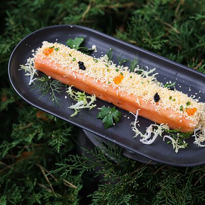 Салат мимоза в Chalet River Club по цене 1380 ₽