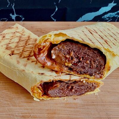 Люля кебаб в лаваше в ШашлыкON по цене 380 ₽