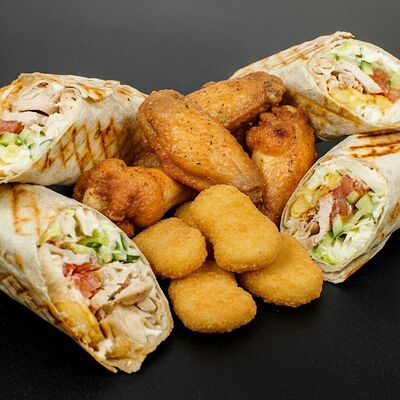 Бокс для вас с шаурмой в Булка да мясо по цене 1680 ₽