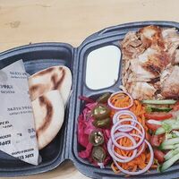 Шаверма на тарелке в Кафе Кебаб