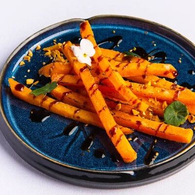 Батат фри в азиатском стиле в Алхимиус по цене 400 ₽