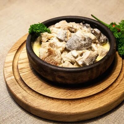 Пиросмани с индейкой и грибами в Хинкальная 5+ по цене 700 ₽
