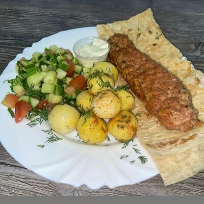 Люля-кебаб из говядины на мангале в Ням-ням по цене 450