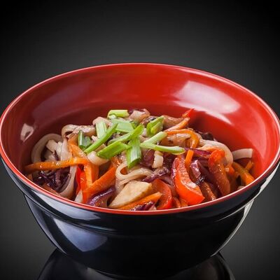 Лапша с овощамив Восточный экспресс по цене 289 ₽