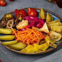 Соленья в Золотой шампур