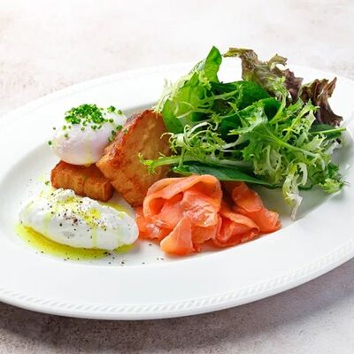 Картофельный гратен, копченый лосось и яйцо в Osteria Mario по цене 770 ₽