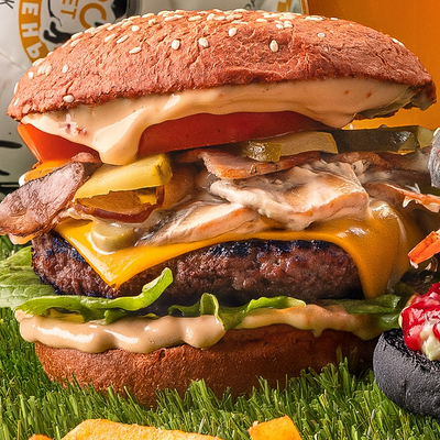 Бургер Бабуля из Ливерпуля в Ермолаевъ спорткомитет по цене 820 ₽