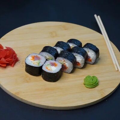 Ролл Акинава в Yo! Sushi по цене 680 ₽
