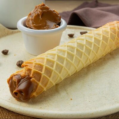 Трубочка с вареной сгущенкойв Уголок по цене 270 ₽