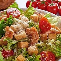 Салат цезарь с креветкой в Palermo Pizza