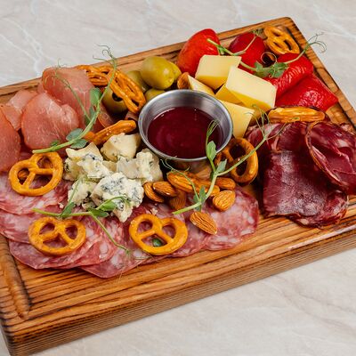 Антипасти в ЛайкиПарк по цене 1100 ₽