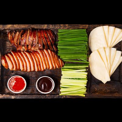 Утка пекинская в Double Duck по цене 2100 ₽