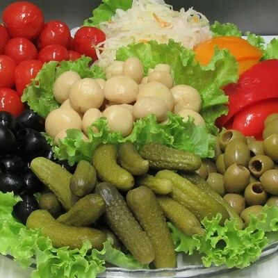 Закуска Армянский стол в Арарат шашлычный дворик по цене 650 ₽