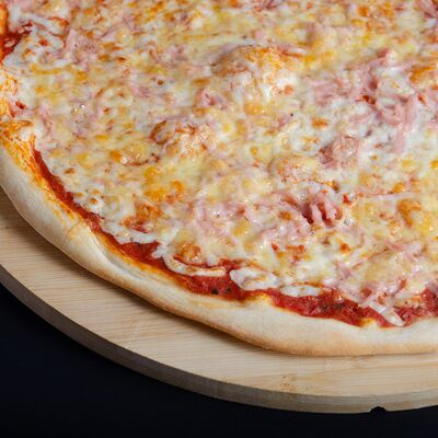 Пицца Ветчина и сыр в Ваф и Раф по цене 460 ₽