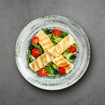 Салат с халуми в Gagawa по цене 630 ₽