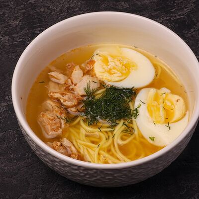 Куриный суп с лапшой в Kitchen lab по цене 390 ₽