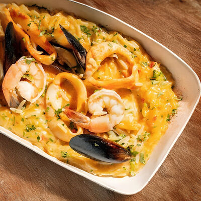 Орзо с креветками и кальмаром в Pame по цене 950 ₽