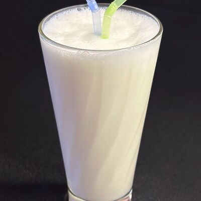 Ванильный коктейльв Boss pizzarolls по цене 260 ₽