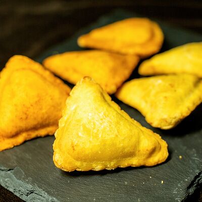 12 мини-пицц Пепперони в Крылышки Джо по цене 400 ₽