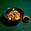 Поке с лососем и авокадо в Miso izakaya по цене 610