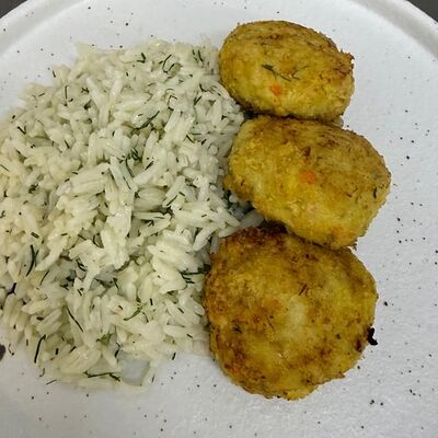 Котлеты из щуки с рисом в Опытный по цене 860 ₽