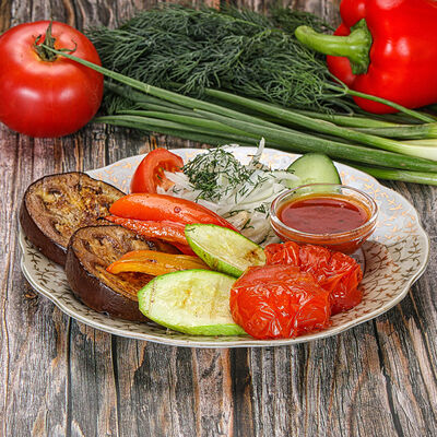 Овощи на мангале в Чайхана Мадина по цене 536 ₽