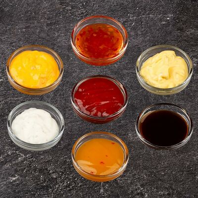 Соусы на выбор в Крылышки & Рёбрышки по цене 117 ₽