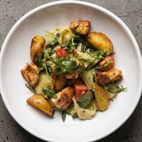 Салат с лимонным цыпленком и горчичным мисо в Penny