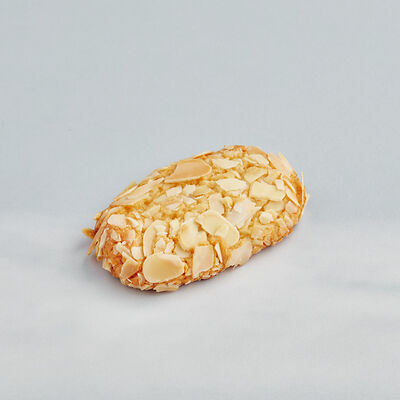 Печенье с марципаном в Буше по цене 145 ₽