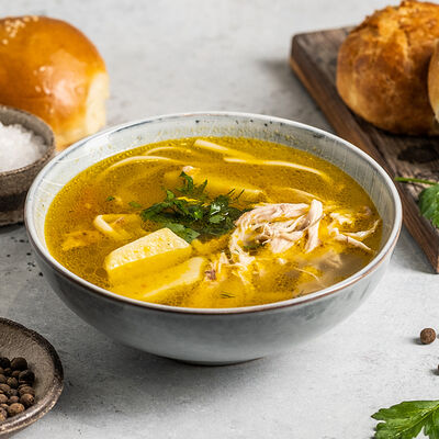 Куриный суп 500 гр в Has Kebab Halal Food по цене 415 ₽