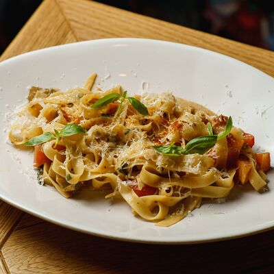 Паста all'arrabiata с анчоусом и артишоками в Brera по цене 770 ₽