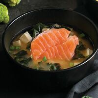 Мисо с лососем в СушиСтор