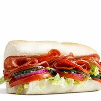 Сэндвич Острый Итальянский 15 см в Subway & SUBJOY