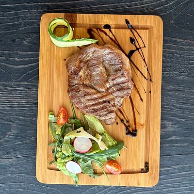 Cвинoй стейк в Грейс HALL по цене 650 ₽