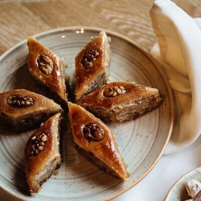 Пахлава в Кинза по цене 320 ₽