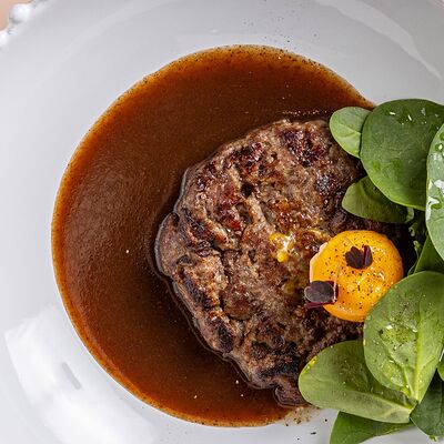 Бифштекс с перечным соусом в Avgust13 по цене 1300 ₽