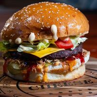 Брусничный Jonny в CHEF BURGER