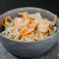 Wok с морепродуктами в Papa Mao