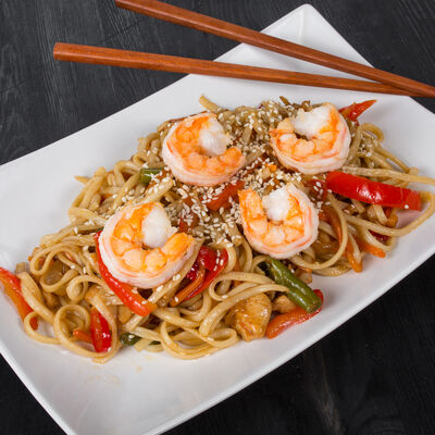 Лапша с креветками в Аквасуши по цене 389