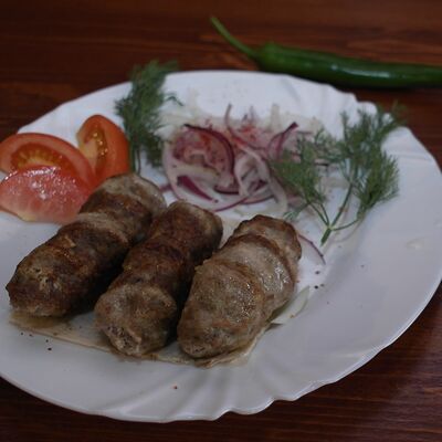 Люла-кебаб из курицы в Хинкальная по цене 500 ₽