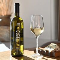 Безалкогольное вино белое сухое Winezero Bianco в Daily Wines