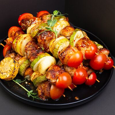 Шашлычок куриный на шпажкев Рябинушка по цене 415 ₽