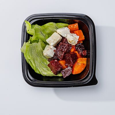Салат с печеными овощами в Слойка по цене 138 ₽