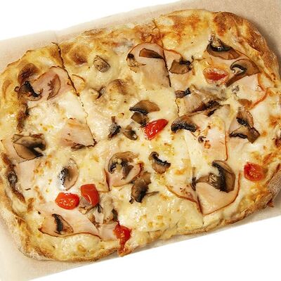 Пицца Ветчина и грибы в Хмель и солод по цене 635 ₽