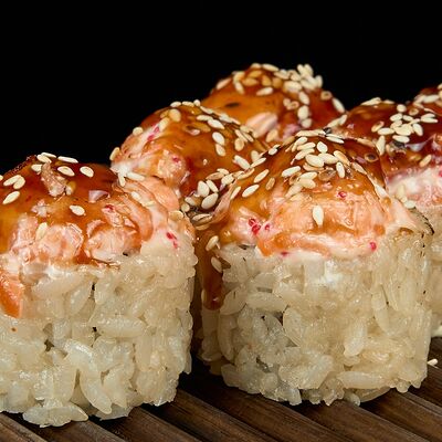 Лава с лососем и креветкой в Полтора тигра по цене 820