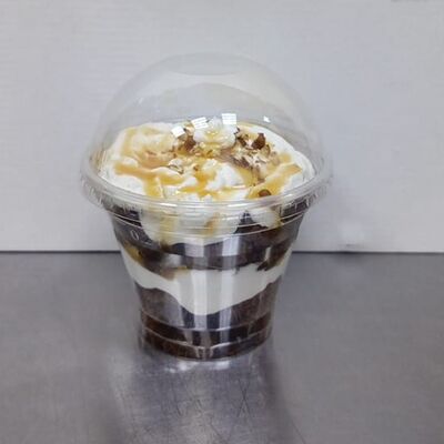 Трайфл Сникерс в Гриль Барс по цене 340 ₽